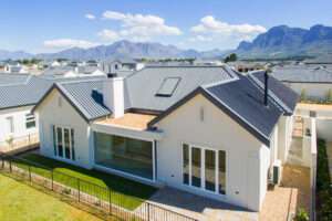 1081 Le Domaine Vines - Bergstreme Developments